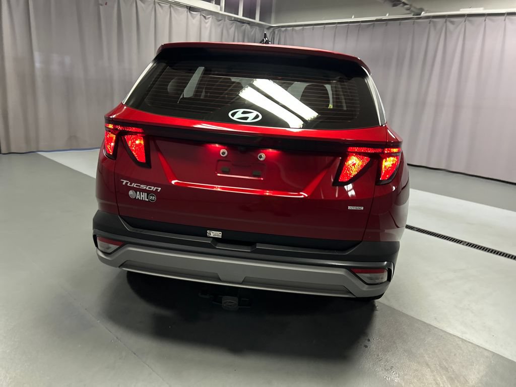 Used 2025 Hyundai Tucson SE AWD/4WD image 6