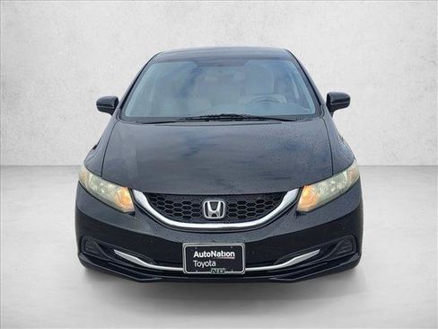 Used 2014 Honda Civic LX image 2