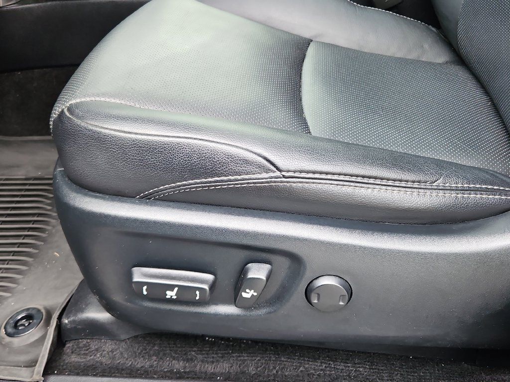 Used 2022 Toyota 4Runner Limited RWD image 25