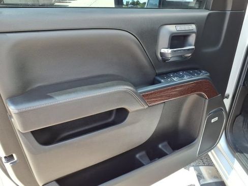 Used 2017 GMC Sierra 1500 SLT w/ SLT Premium Package AWD/4WD image 21