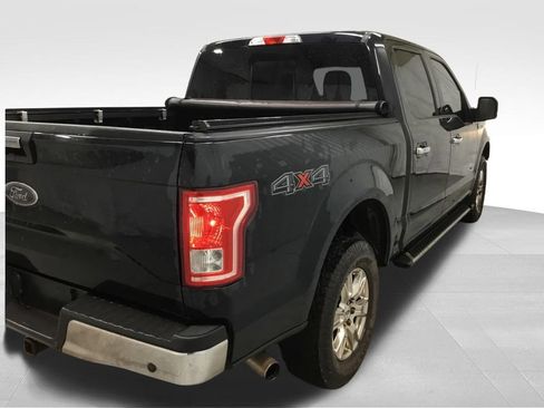 Used 2017 Ford F150 XLT w/ Equipment Group 302A Luxury AWD/4WD image 33
