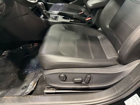 Used 2014 Volkswagen Passat TDI SE FWD image 21