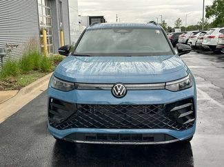 Certified 2025 Volkswagen Tiguan SE R-Line AWD/4WD video 2