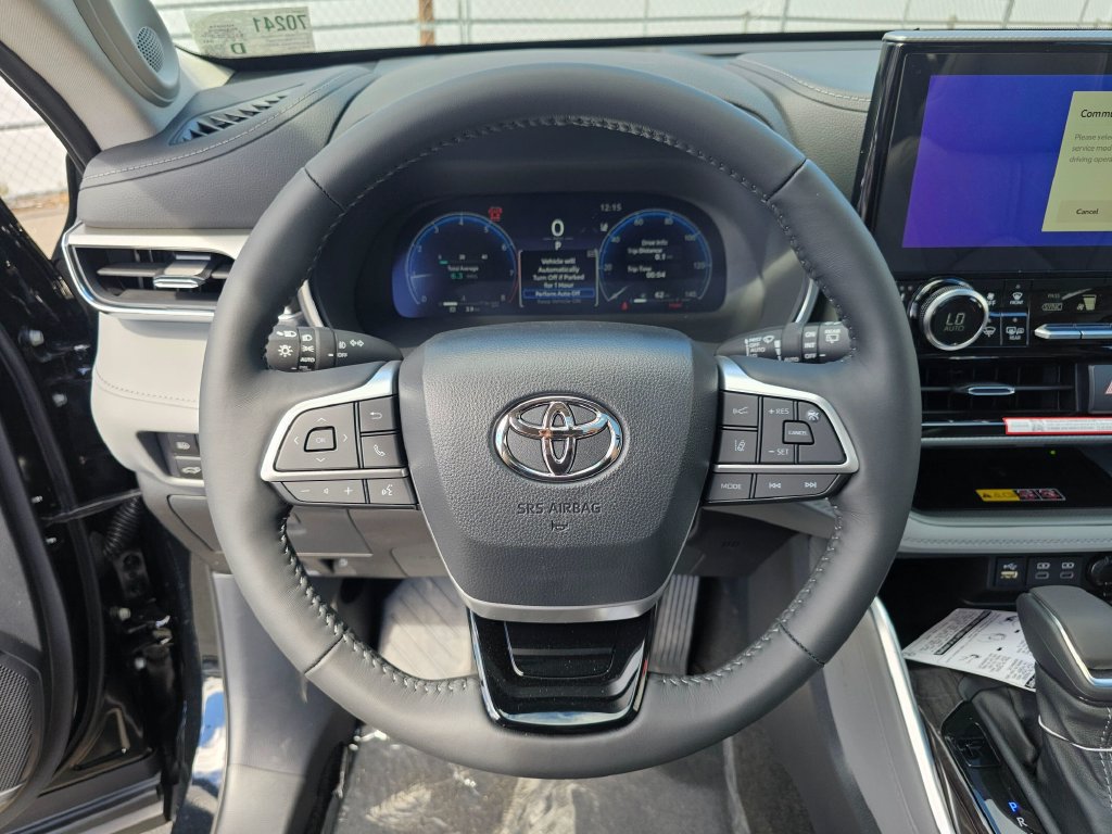 New 2026 Toyota Highlander Platinum AWD/4WD image 26
