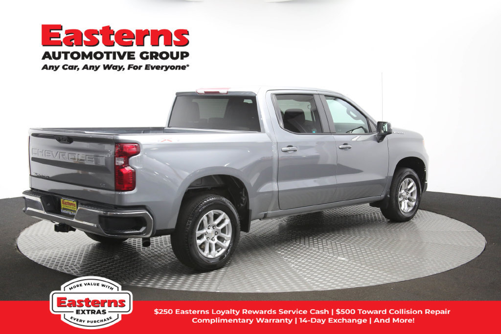 Used 2023 Chevrolet Silverado 1500 LT AWD/4WD image 44