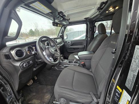 Used 2023 Jeep Gladiator Overland image 5