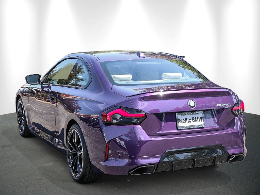 Used 2025 BMW M240i Coupe RWD image 4