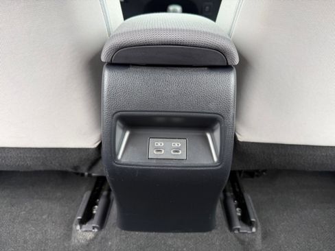 Used 2023 Toyota Corolla LE w/ Carpet Mat Package (TMS) FWD image 30