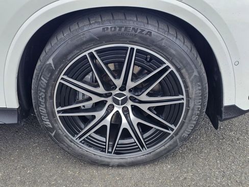 Used 2025 Mercedes-Benz GLC 43 AMG 4MATIC image 29