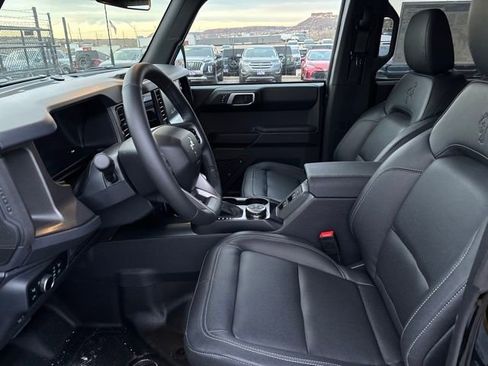 New 2025 Ford Bronco Badlands image 10
