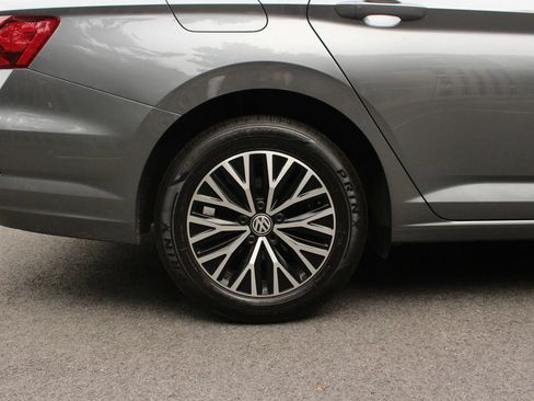 Used 2021 Volkswagen Jetta R-Line FWD image 5