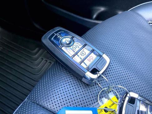 Used 2025 Lincoln Aviator Reserve w/ Jet Appearance Package image 15