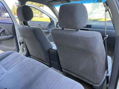 Used 2000 Toyota Camry LE image 29