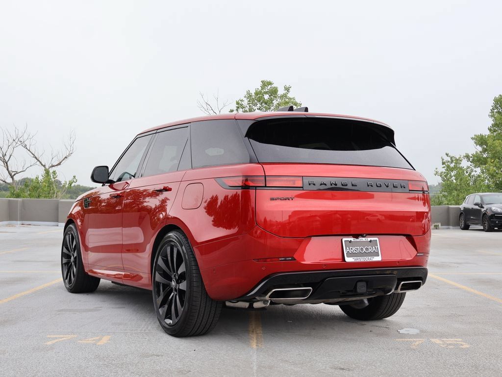 Certified 2025 Land Rover Range Rover Sport Dynamic SE AWD/4WD image 5