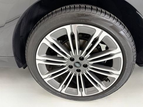 Used 2024 Land Rover Range Rover Sport SE image 30