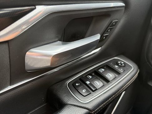 Used 2020 RAM 1500 Laramie w/ Sport Appearance Package AWD/4WD image 28