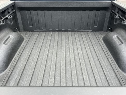 New 2026 RAM 1500 Big Horn AWD/4WD image 13