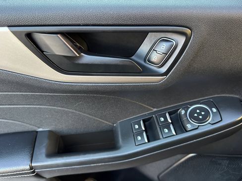 Certified 2022 Ford Escape SE w/ Convenience Package image 10