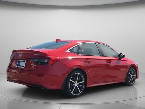 Used 2023 Honda Civic Touring image 7