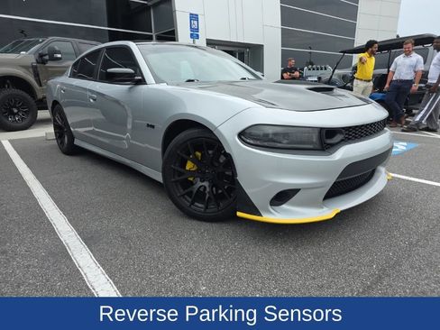 Used 2022 Dodge Charger R/T w/ Blacktop Package RWD image 3
