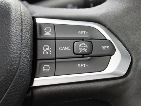 Used 2023 Jeep Compass High Altitude w/ Driver Assist Group I AWD/4WD image 56