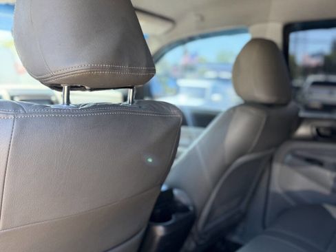 Used 2014 Toyota Tacoma PreRunner w/ SR5 Package image 19