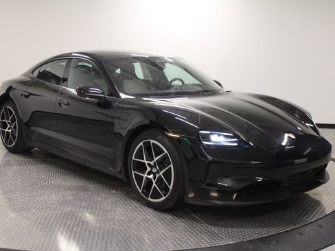 Certified 2025 Porsche Taycan image 10