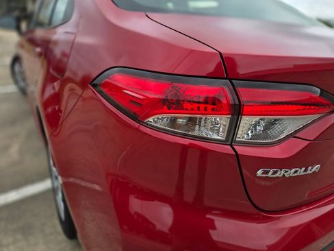 Used 2020 Toyota Corolla LE FWD image 32