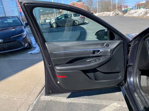 Used 2023 Hyundai Sonata Limited w/ Cargo Package FWD image 12