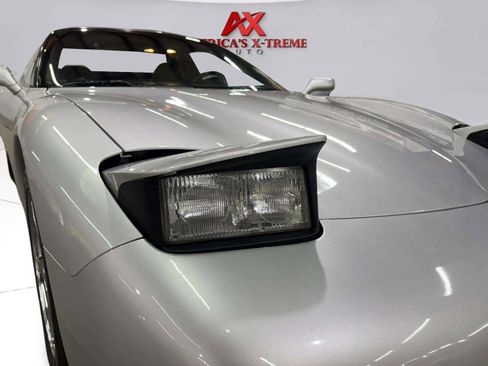 Used 2001 Chevrolet Corvette Coupe w/ Preferred Equipment Group1 RWD image 14