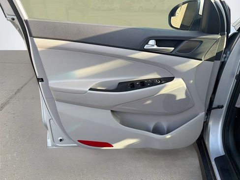 Used 2019 Hyundai Tucson SE w/ Cargo Package FWD image 20