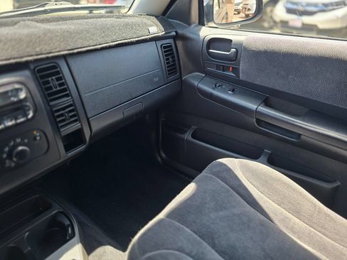 Used 2004 Dodge Dakota Sport w/ PWR Convenience Group RWD image 28
