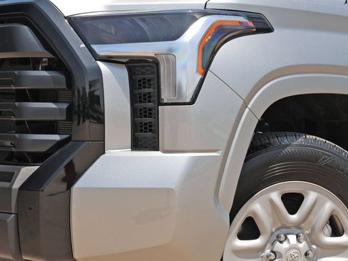 Used 2026 Toyota Tundra SR AWD/4WD image 9