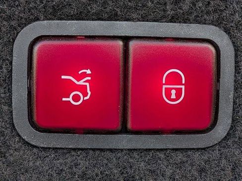 Used 2019 Mercedes-Benz S 560 4MATIC Coupe image 18