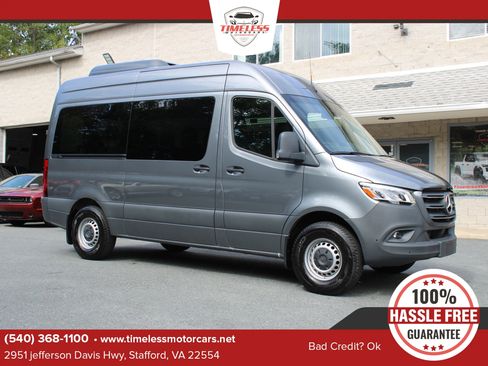 Used 2024 Mercedes-Benz Sprinter 2500 image 1