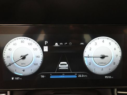 Used 2025 Hyundai Elantra SEL FWD image 16