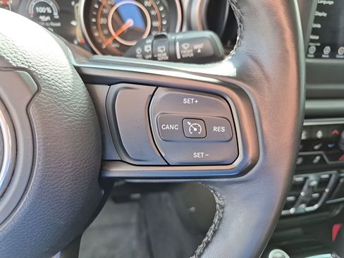 Used 2019 Jeep Wrangler Unlimited Sport S image 33