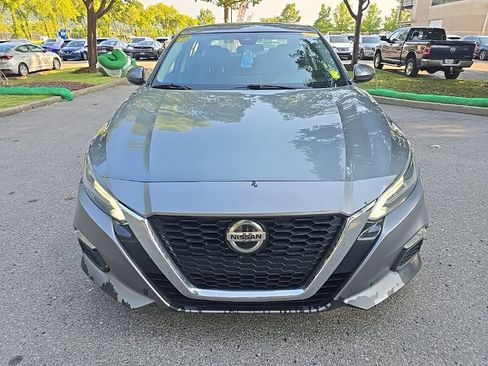 Used 2022 Nissan Altima 2.5 SV FWD image 3