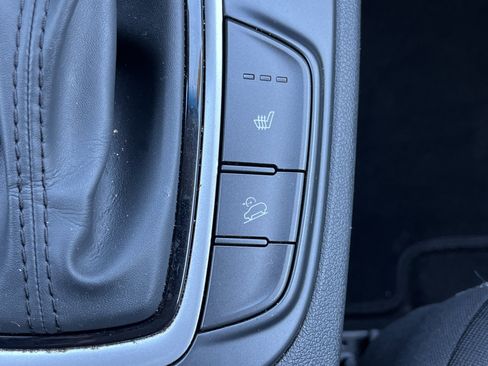 Used 2021 Hyundai Kona SEL w/ Cargo Package image 10