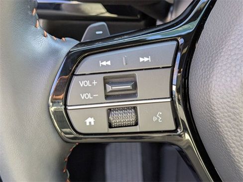 Certified 2025 Honda CR-V Sport Touring image 21