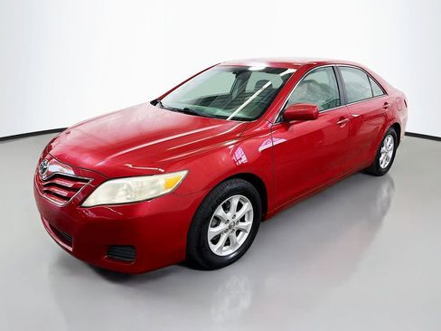 Used 2011 Toyota Camry LE w/ LE Extra-Value Pkg FWD image 6
