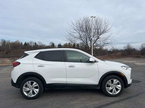 Used 2025 Buick Encore GX Preferred image 3