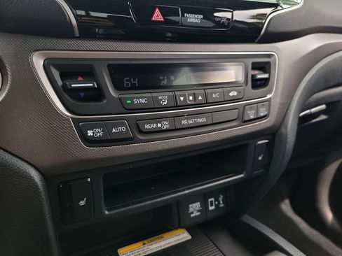 Used 2022 Honda Ridgeline RTL-E image 16