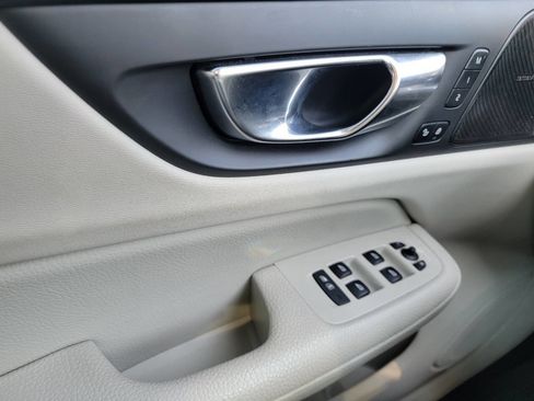 Used 2022 Volvo S60 B5 Inscription w/ Advanced Package image 16