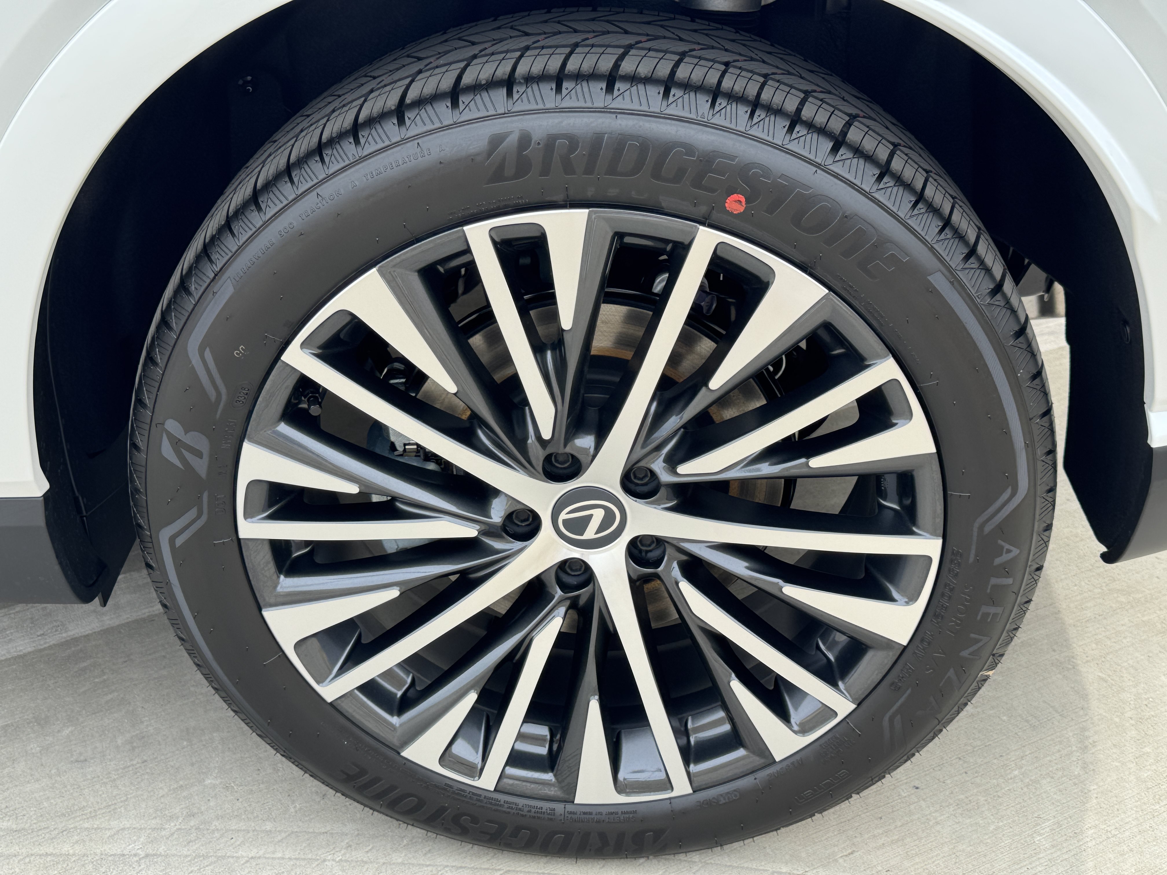 New 2026 Lexus RX 350h AWD/4WD image 18