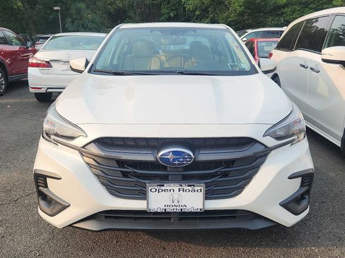 Used 2024 Subaru Legacy Limited AWD/4WD image 2