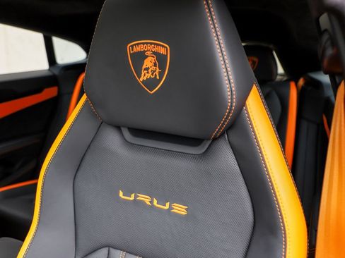 Used 2024 Lamborghini Urus S AWD/4WD image 26