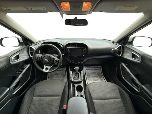 Used 2021 Kia Soul LX FWD image 21