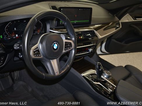 Used 2022 BMW 530i w/ M Sport Package image 13