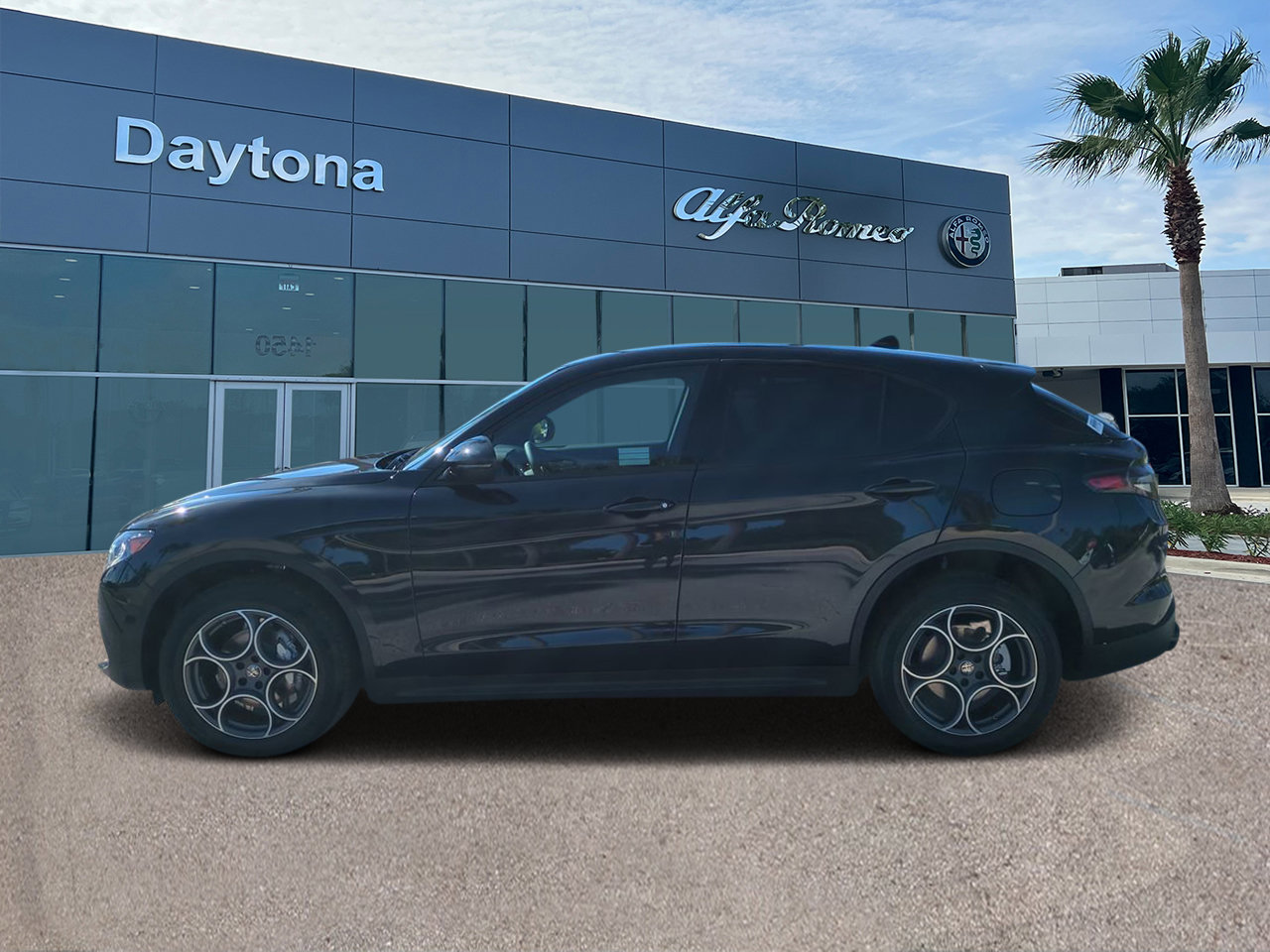 New 2025 Alfa Romeo Stelvio Sprint w/ Convenience Package AWD/4WD image 6